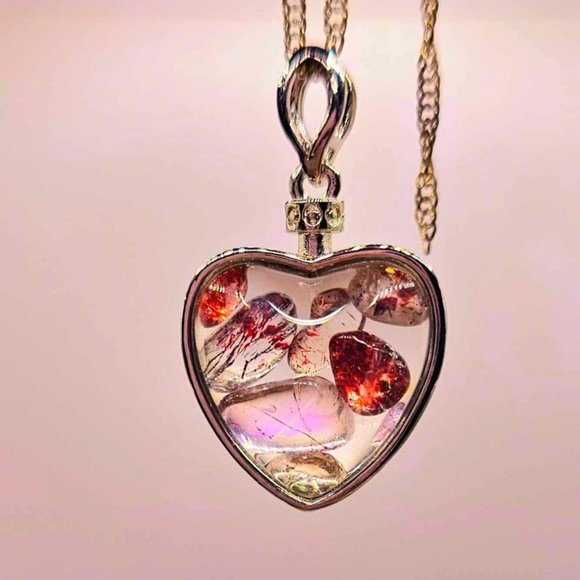 Nature Super Seven Crystals Floating Silver Heart & Leaf Pendant Necklace - Picture 5 of 10